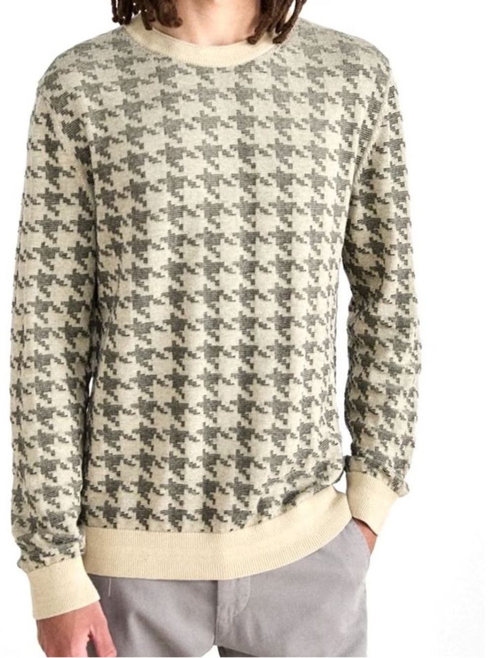 Hugo Boss Houndstooth Crewneck Sweater in Gray & Black